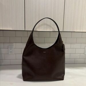 Coach Brooklyn Shoulder Bag 39 # CU044 very gently used
